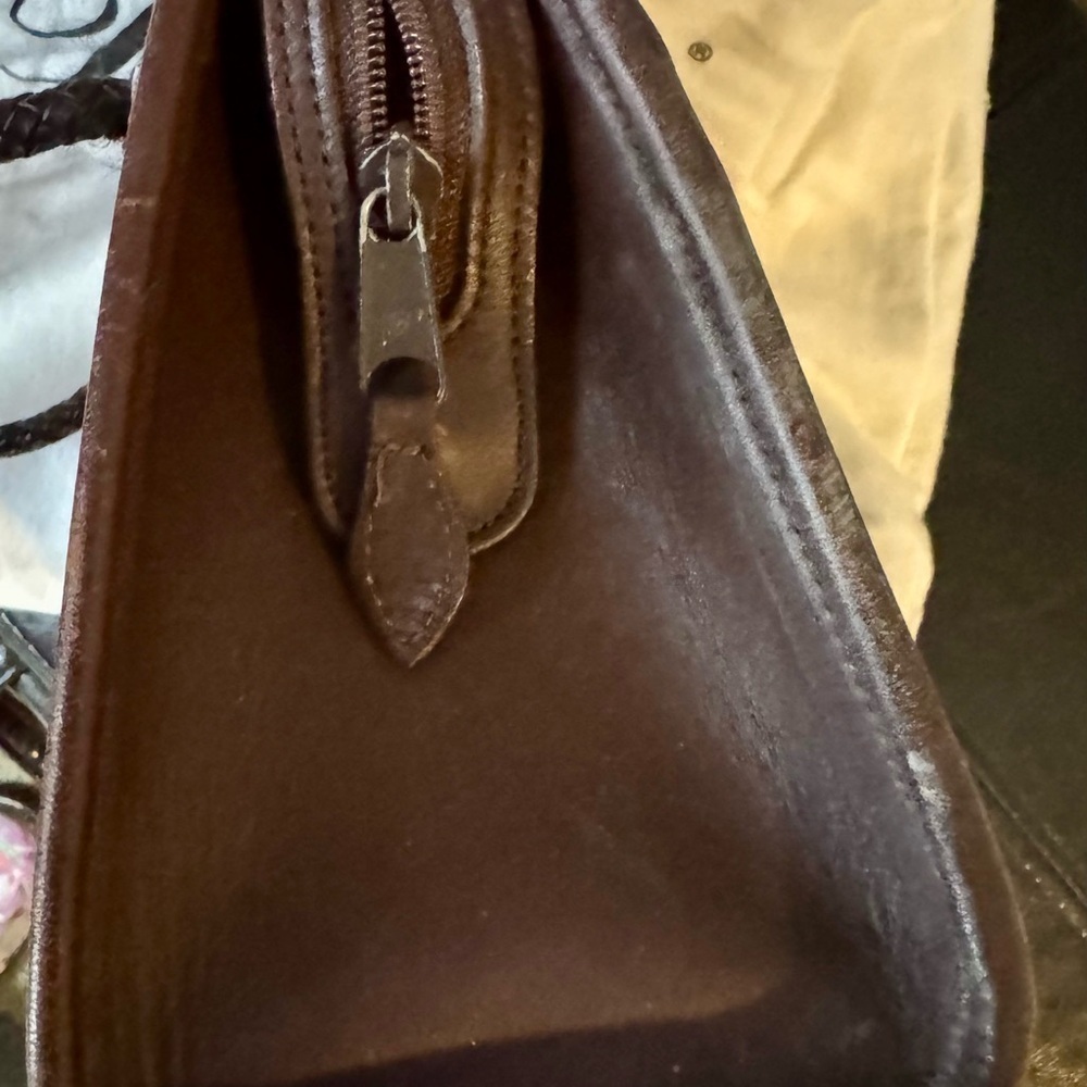 Brighton Chocolate Chantilly Brown Leather Handbag - Picture 11 of 14